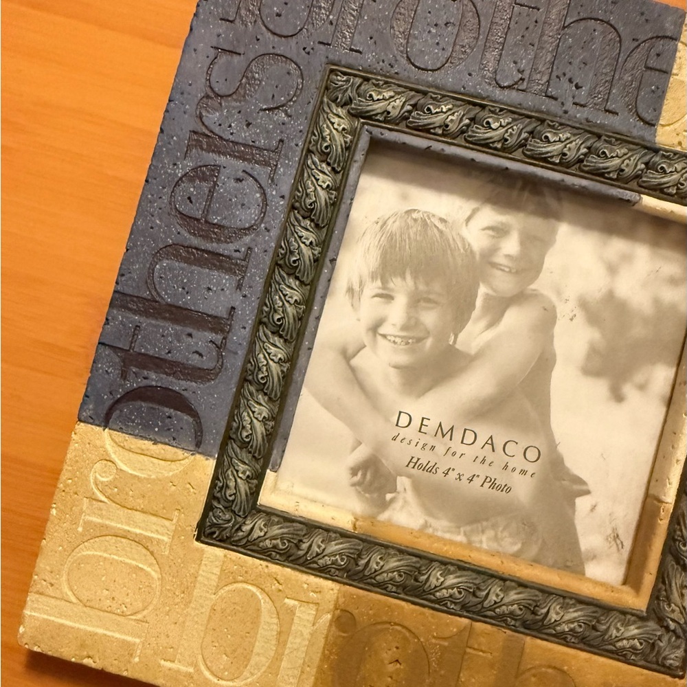 Demdaco Brothers Photo Frame - Picture 2 of 3